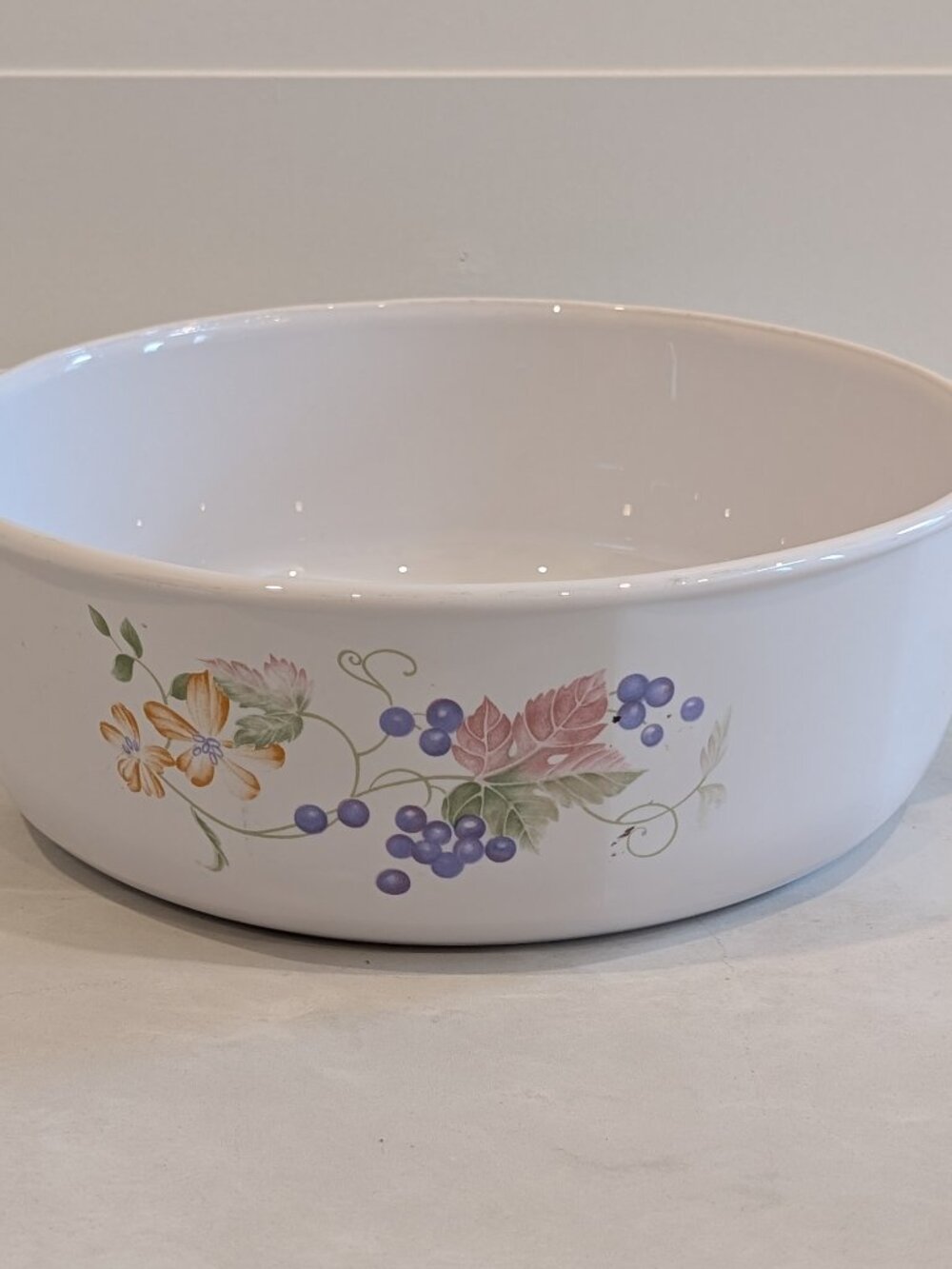 Vintage Corning France 8 Round Casserole Dish Hedgerow Pattern